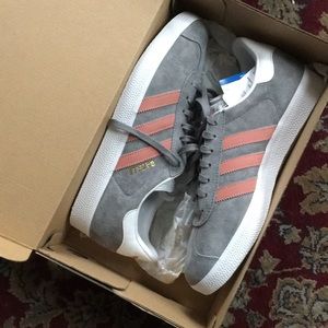 Petroleum Urwald Koaleszenz adidas 